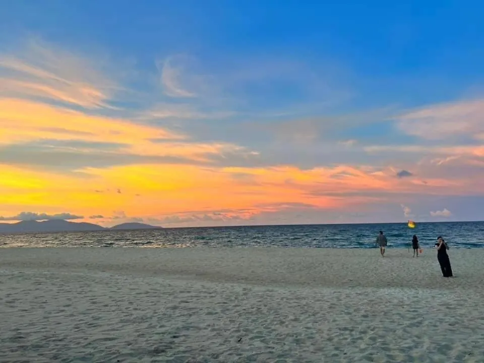 Hoi An Wyndham Beachfront Resort 3 Bedroom Pool Villa