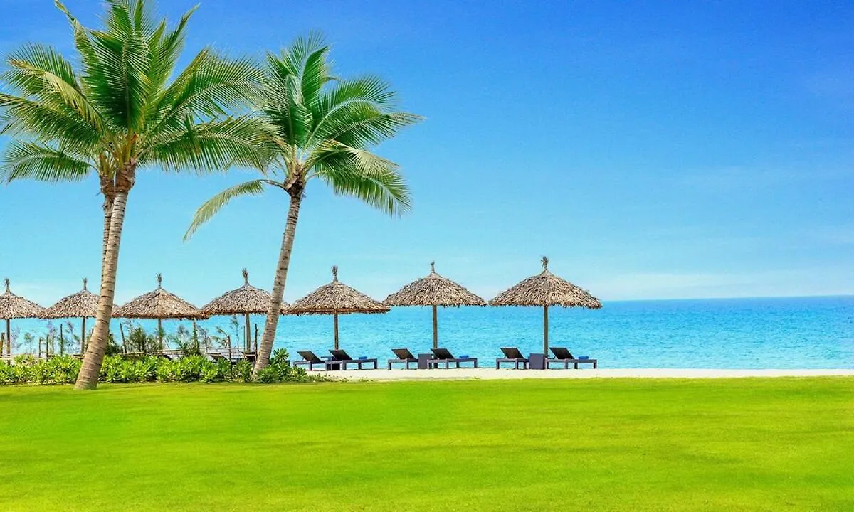 Hoi An Wyndham Beachfront Resort 3 Bedroom Pool Villa Vietnam