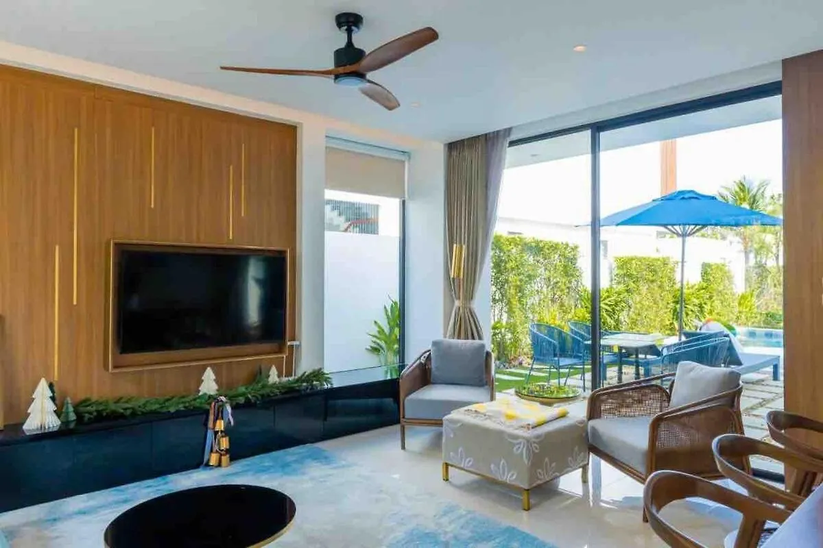 Hoi An Wyndham Beachfront Resort 3 Bedroom Pool Villa