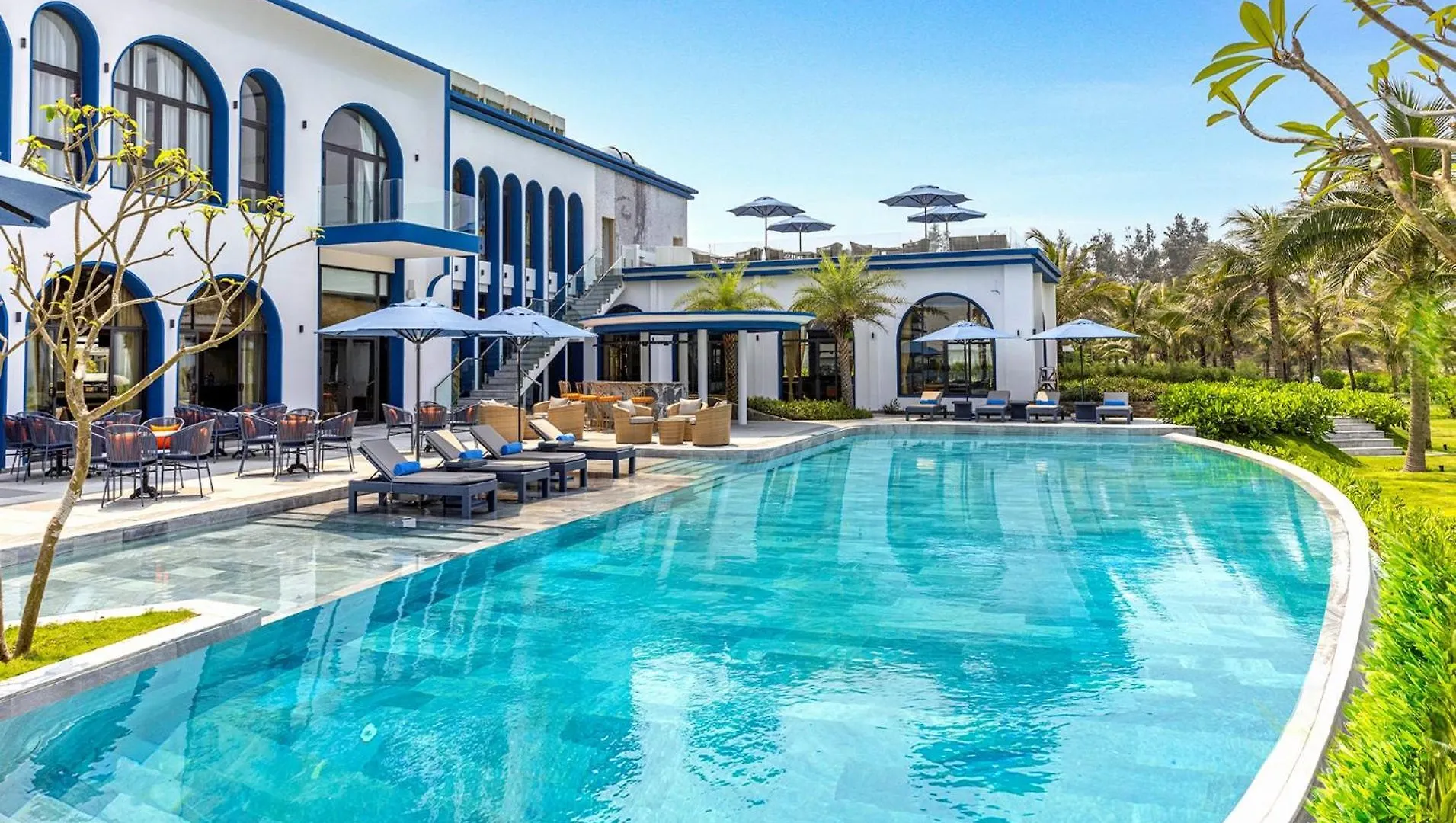 Hoi An Wyndham Beachfront Resort 3 Bedroom Pool Villa