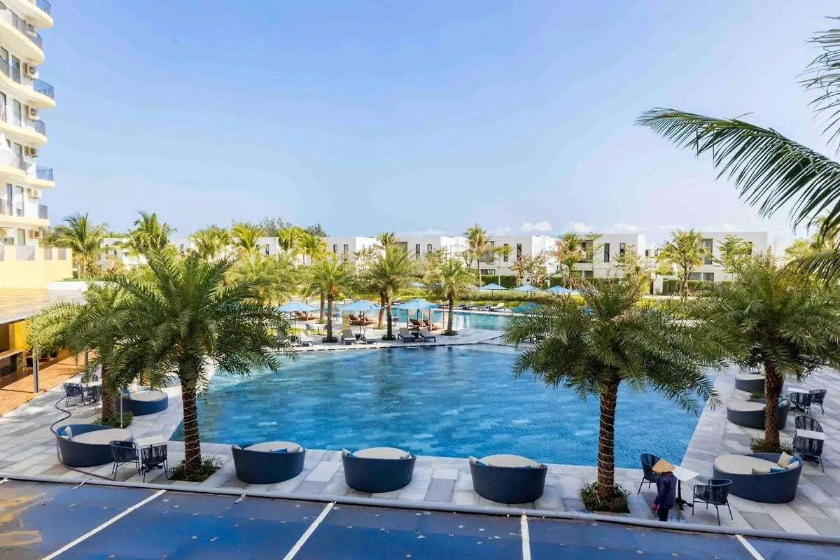 Hoi An Wyndham Beachfront Resort 3 Bedroom Pool Villa